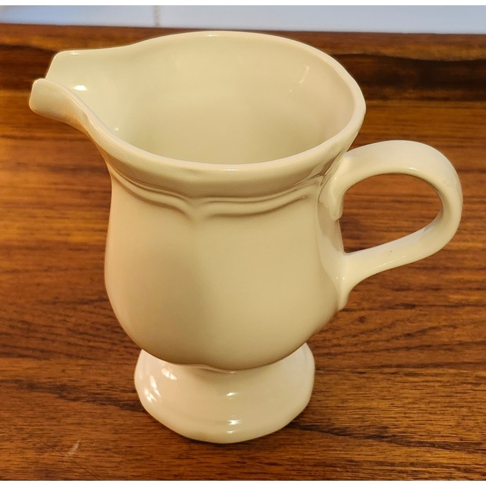 Mikasa French Countryside Creamer Pitcher‎ Cream White F9000 Stoneware Malaysia
